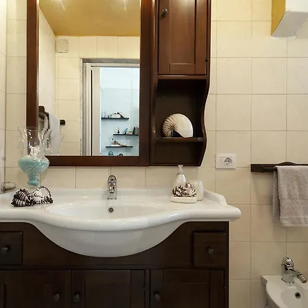 Frontemare Delle Sirene Apartment